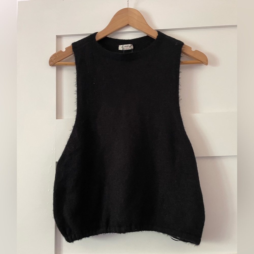 Free People Warm Fluff Crop Top Size L Black NWT